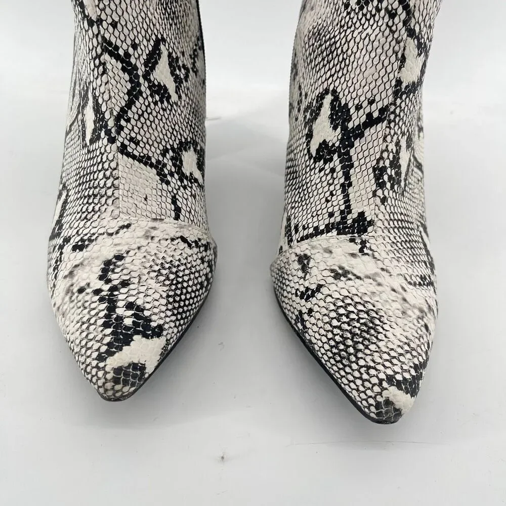 Women’s Black White Snakeprint Embossed Faux Leather Block Heel Ankle Boots 8.5